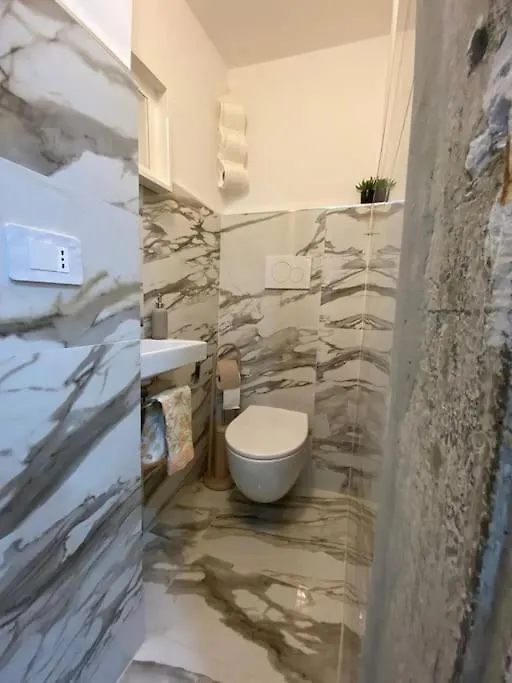 Flat In Centro Storico La Casa Di Luna Apartment Florence